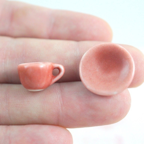 MINI CERAMICZNA FILIŻANKA Z TALERZYKIEM ŁOSOSIOWA MINI CERAMICZNA FILIŻANKA Z TALERZYKIEM ŁOSOSIOWA