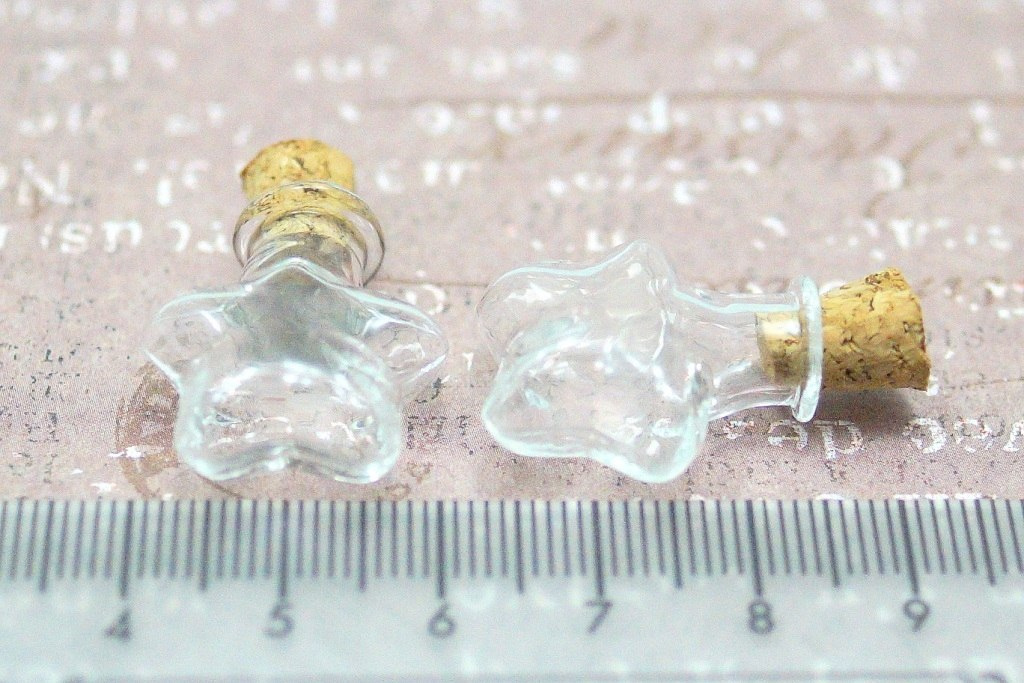 MINI BUTELECZKA SZKLANA GWIAZDKA MINI BUTELECZKA SZKLANA GWIAZDKA