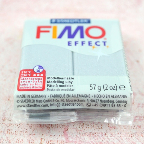 FIMO EFFECT SREBRNY BŁYSK BROKATOWY- 812 FIMO EFFECT SREBRNY BŁYSK BROKATOWY- 812