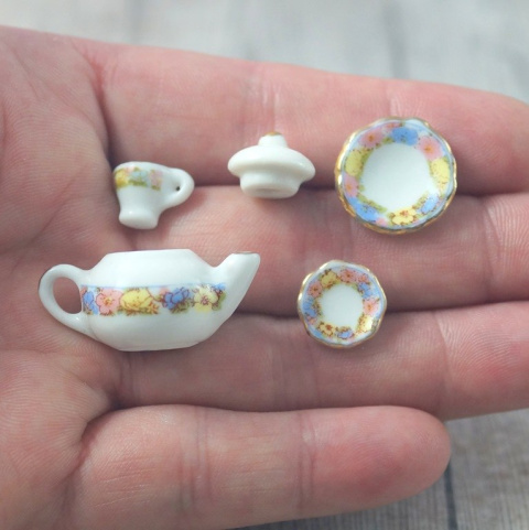 MINI ZESTAW CERAMICZNY KOLOROWE KWIATKI MINI ZESTAW CERAMICZNY KOLOROWE KWIATKI