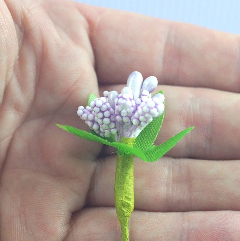 MINI BUKIET KWIATÓW JASNOFIOLETOWYCH 5szt. MINI BUKIET KWIATÓW JASNOFIOLETOWYCH 5szt.