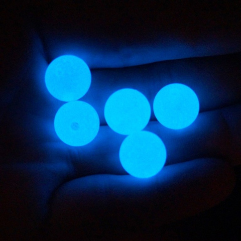 KORALIKI FLUORESCENCYJNE TURKUSOWY 8 mm 5 szt.