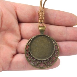 WISIOREK DO KABOSZONA 25 mm.