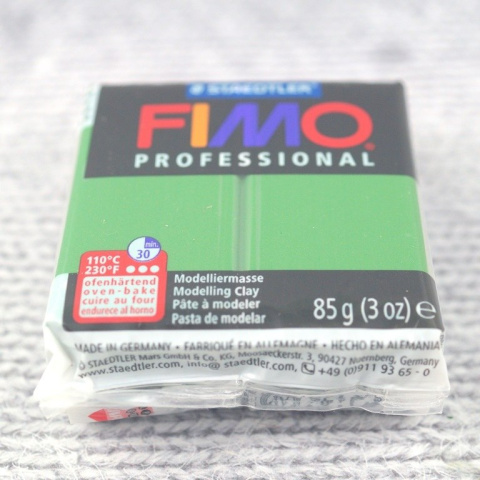 FIMO PROFESSIONAL ZIELEŃ LIŚCI - 57 85g FIMO PROFESSIONAL ZIELEŃ LIŚCI - 57 85g