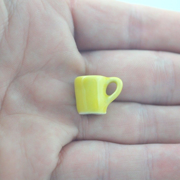MINI KUBEK CERAMICZNY Z USZKIEM ŻÓŁTY MINI KUBEK CERAMICZNY Z USZKIEM ŻÓŁTY