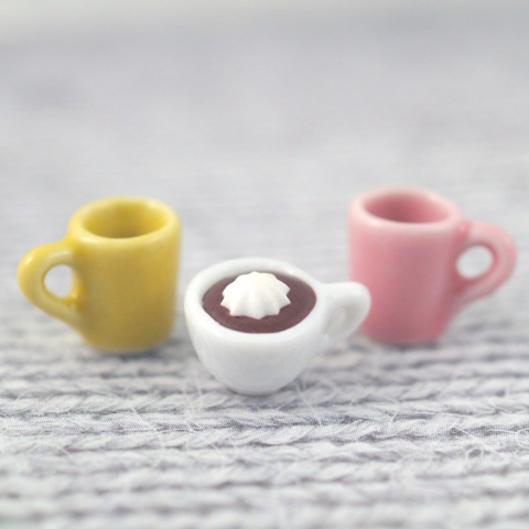 MINI KUBEK CERAMICZNY Z USZKIEM RÓŻOWY MINI KUBEK CERAMICZNY Z USZKIEM RÓŻOWY