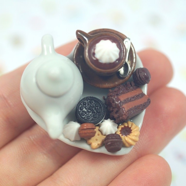 MINI PORCELANOWY TALERZYK SERCE MINI PORCELANOWY TALERZYK SERCE