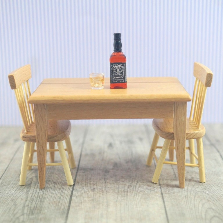 MINI BUTELKA WHISKY + SZKLANECZKA Z LODEM MINI BUTELKA WHISKY + SZKLANECZKA Z LODEM