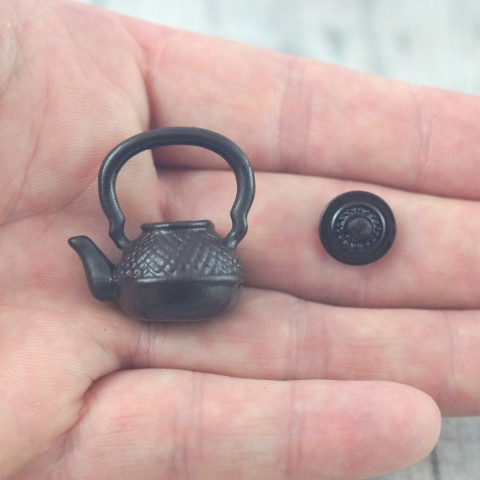 MINI CZAJNIK METALOWY CIEMNO BRĄZOWY MINI CZAJNIK METALOWY CIEMNO BRĄZOWY