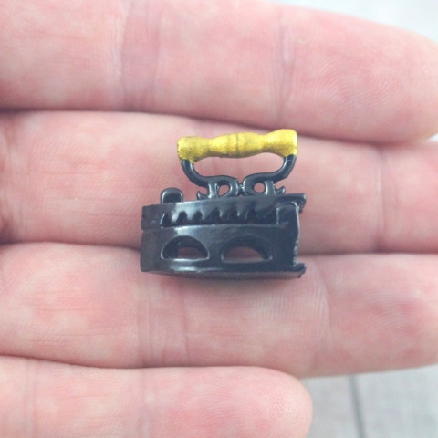 MINI METALOWE ŻELAZKO MINI METALOWE ŻELAZKO